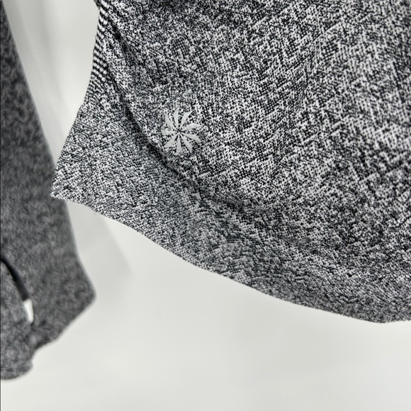Athleta Speedlight Seamless Top Gray Long Sleeve Ruched Sides Size Large - Picture 7 of 7